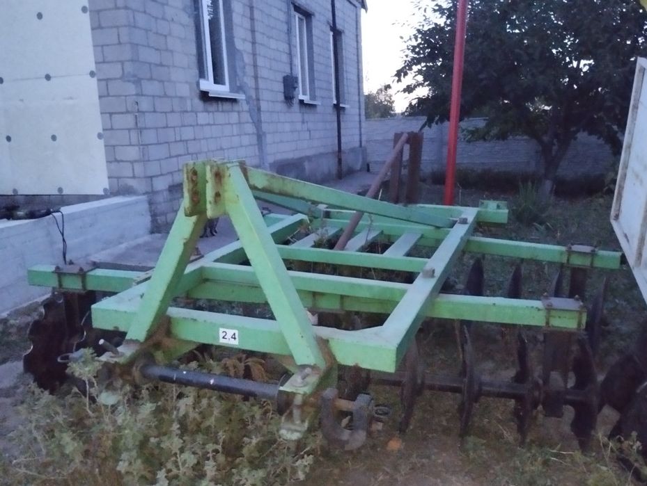 Дискова борона Bomet 2.4. з катком.