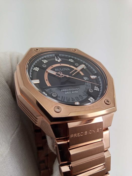 Bulova X Diamon 97D129 - 8 бриллиантов, точность 262кГц, гнутый сапфир