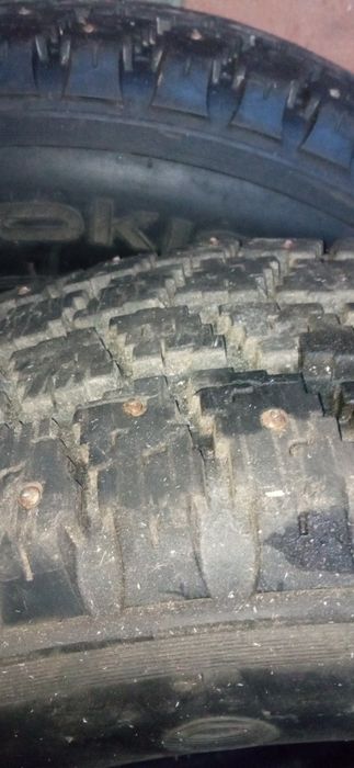 Зимові зимний Шини резина колеса скат 225 75 16