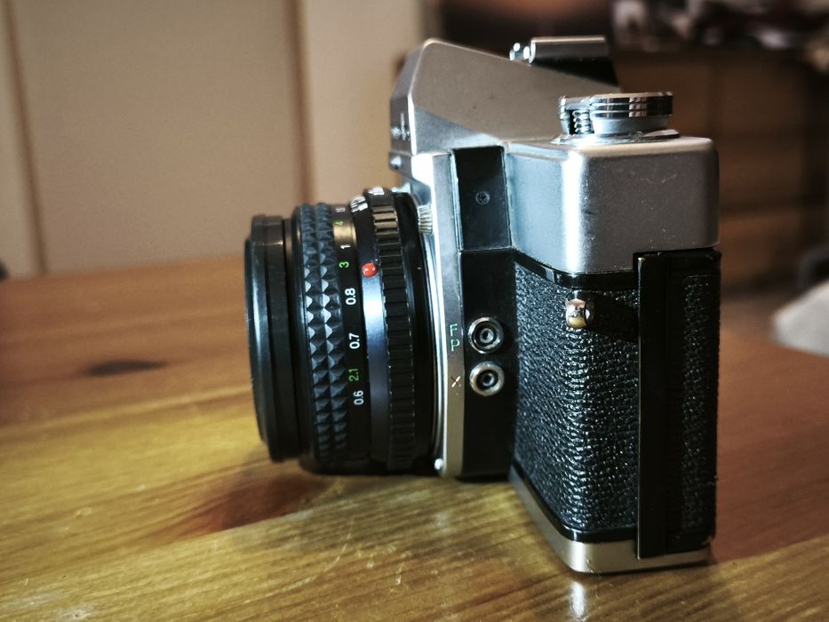 Minolta SR-T 100 + Lente Minolta MD Rokkor 45mm f/2 — 100% Funcional