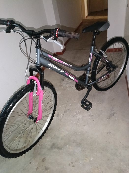 85€ bicicleta roda 26 com suspensão pegar e andar