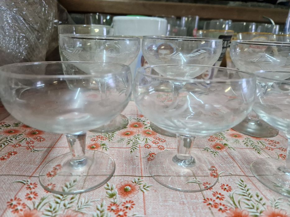 Copos  varios de vidro