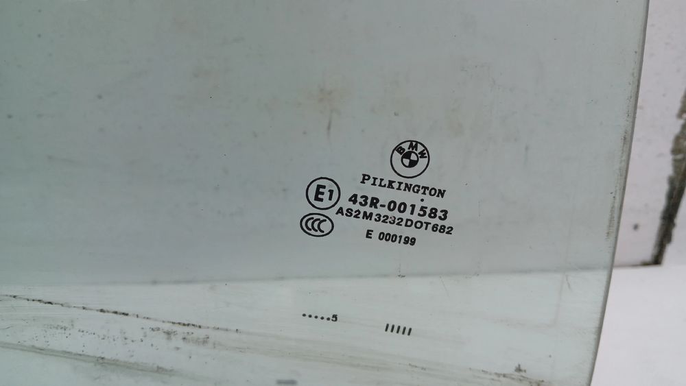 Vidro porta trás direito BMW 1 (E87)