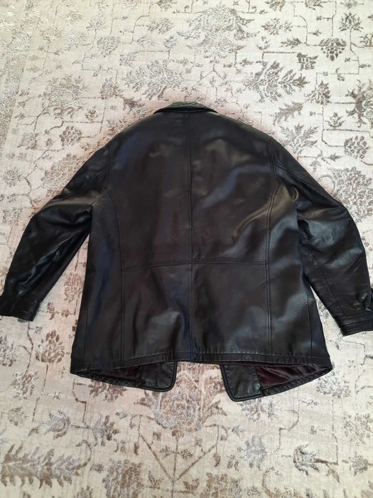 Продам кожаную куртку