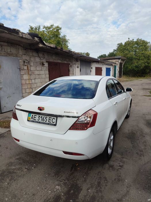 Geely Emgrand EC7