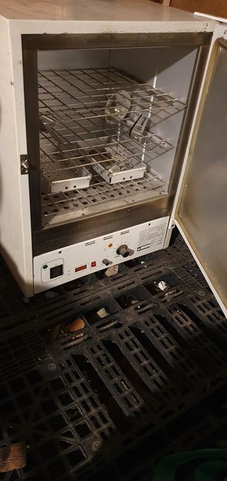 Suszarka laboratoryjna Premed SPW 65M
