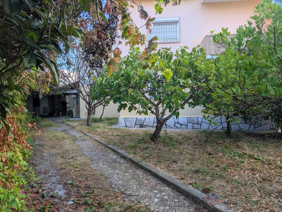 Quartos em Almada
