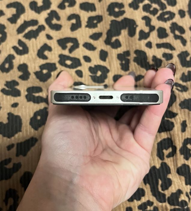 Продам свій смартфон Iphone 12 mini