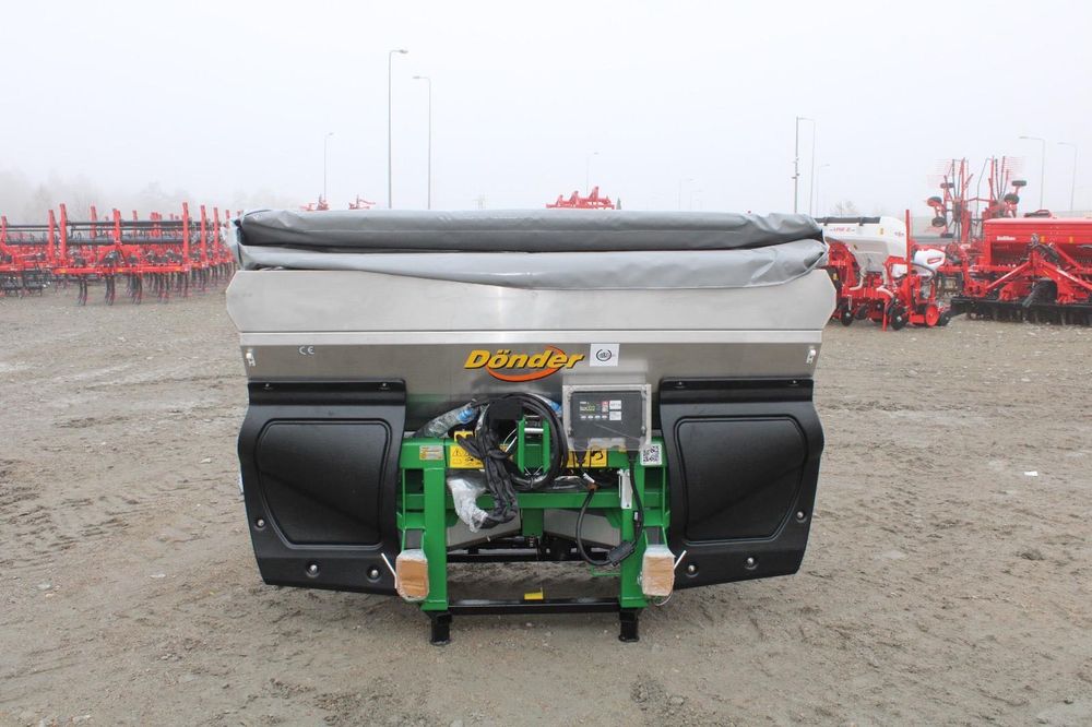 Rozsiewacz nawozów 1500l