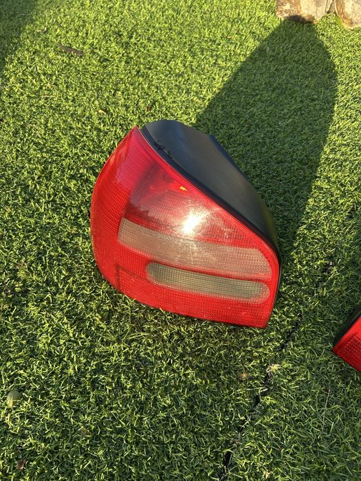 Farolins Traseiros Audi A3 8L 00