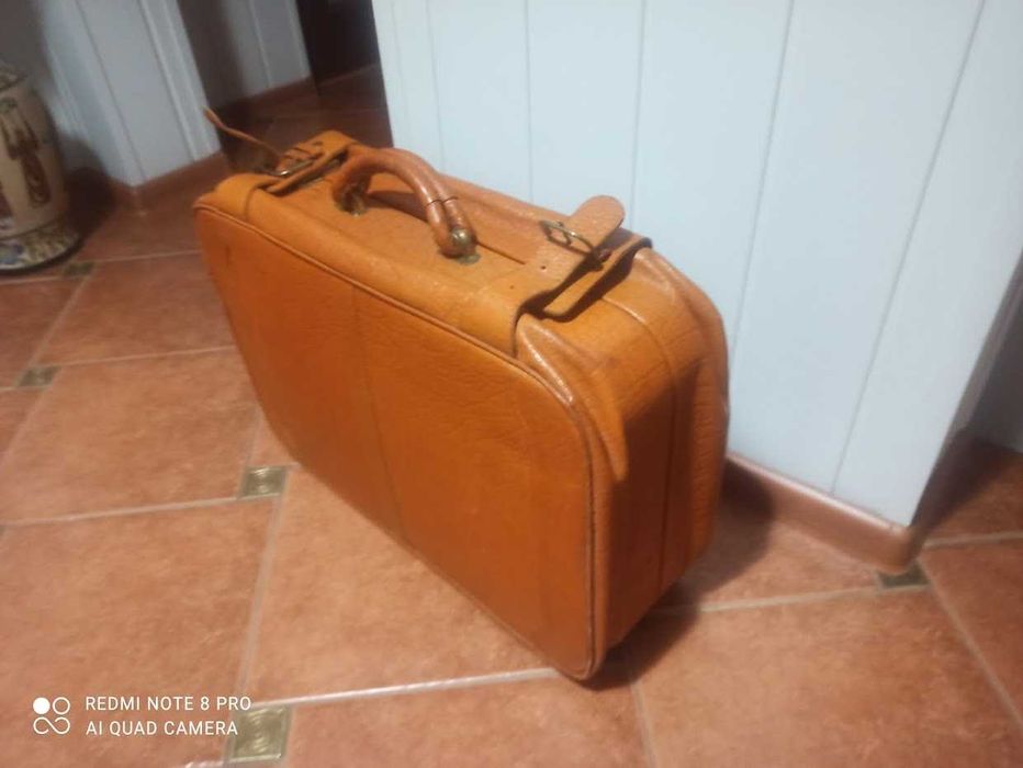 Walizka retro PRL skórzana