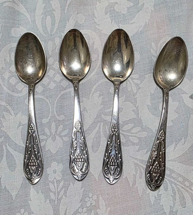 Срібні, кавові ложки срср.