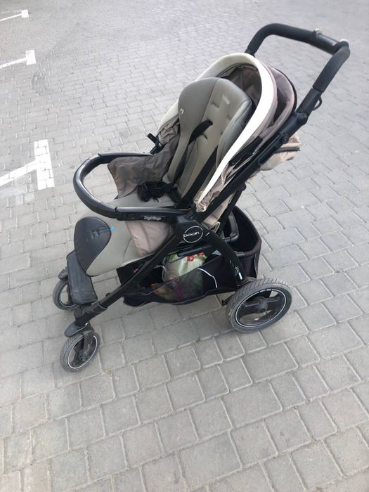 Коляска прогулочна