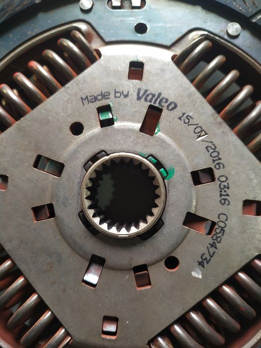 Комплект зчеплення, Вижимний,Корзина,Маховик Ford Connect 1.8Д 02-13р