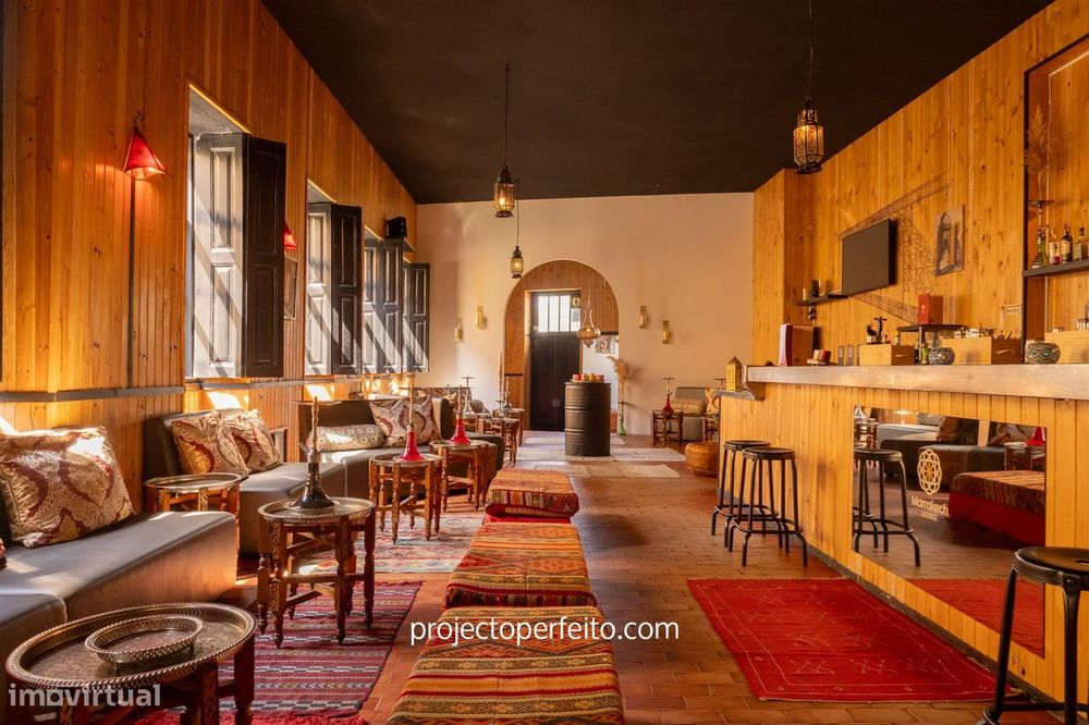 Bar  Trespasse em Santa Marinha e São Pedro da Afurada,Vila Nova de Ga