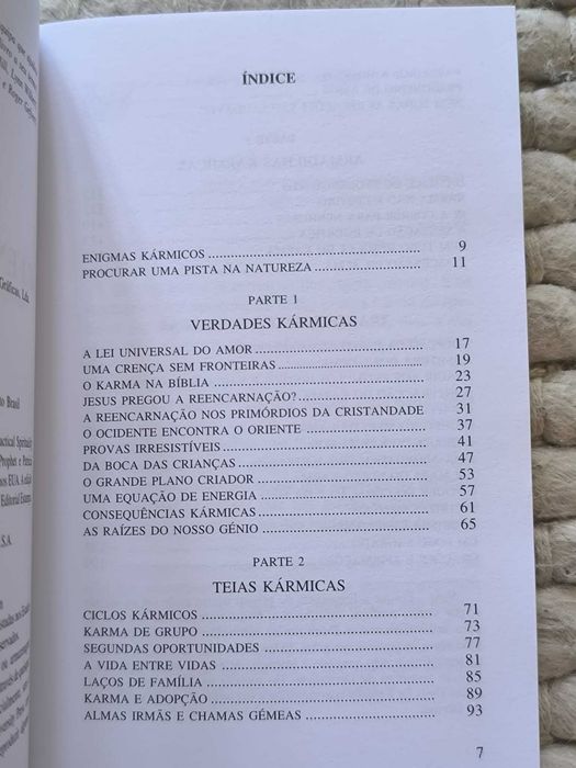 Karma e Reencarnação
de Patricia R. Spadaro e Elizabeth Clare Prophet