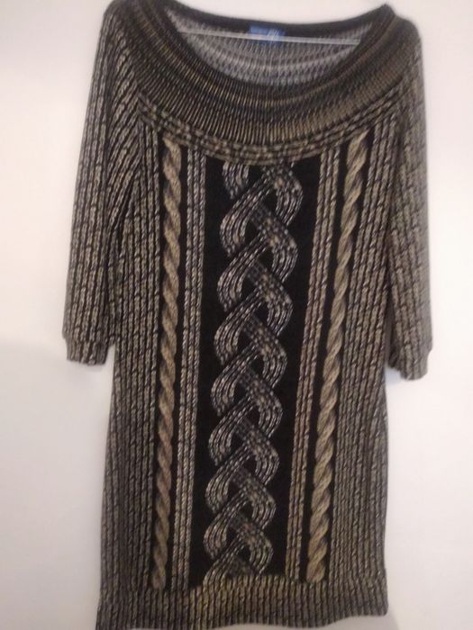 Vestido malha outono/inverno com padrão Berskha/Como Novo(com portes)