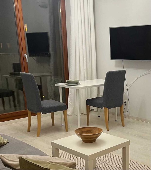 Pokrycie krzesła IKEA BERGMUND (2 sztuki, ciemnoszare)