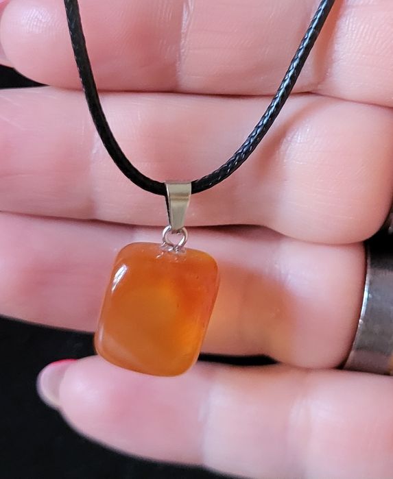 Agat piękny naszyjnik wisiorek wykonany z kamienia naturalnego