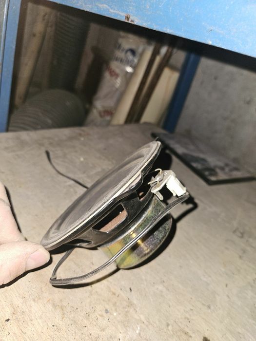 Динамик SONY. Идеальное состояние