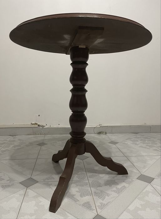 Mesa de apoio para sala