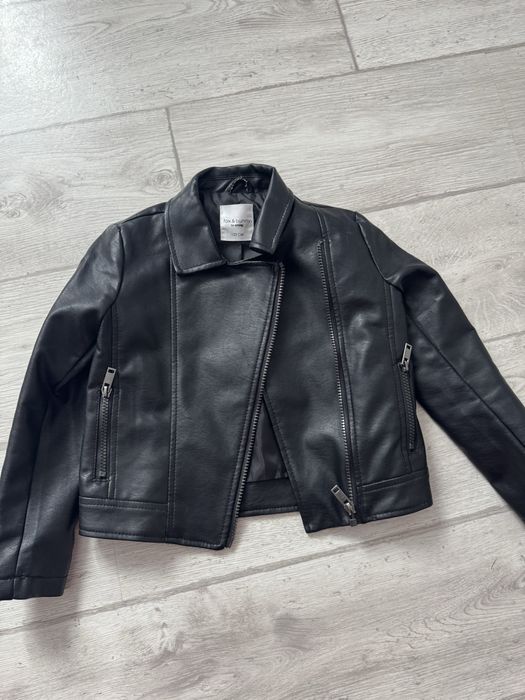 Куртка на дівчинку розмір 122