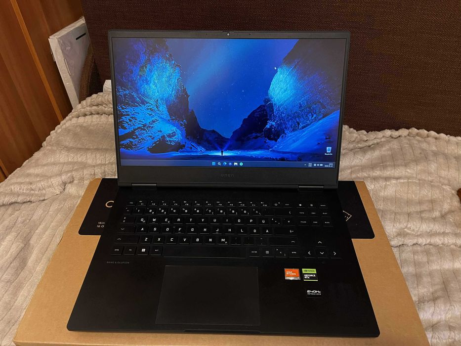 Laptop Gaming HP Omen 16 Ryzen 7 7840HS RTX 4070