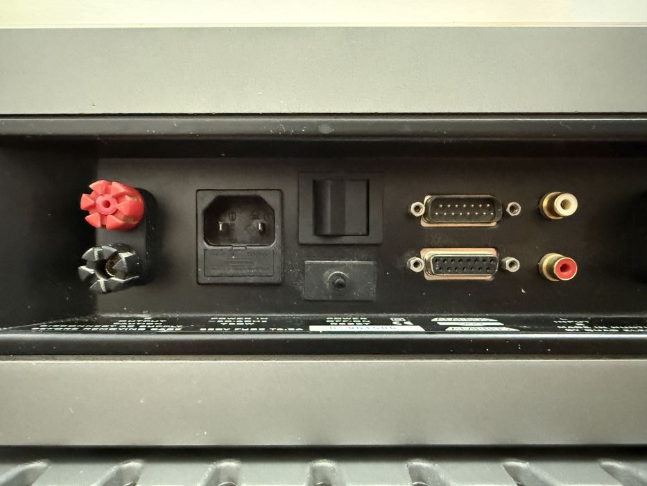 Quad 909 Audio set - Pre amp - CD player - Tuner - Power amplifier