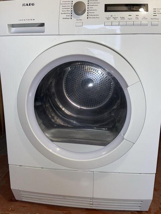 Сушильна машина AEG ECO Lavatherm