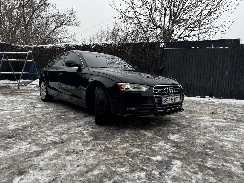 Audi A4 S-line 2012р