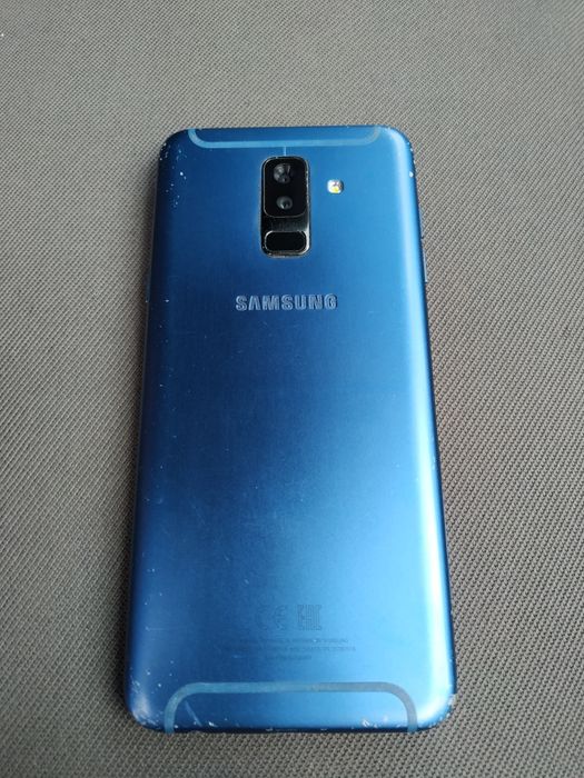 Продам телефон Самсунг.