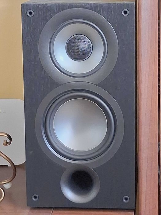 Kolumny podstawkowe Elac Uni-Fi 2.0