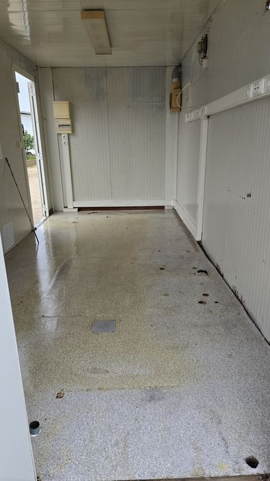 Contentor Usado / Comércio