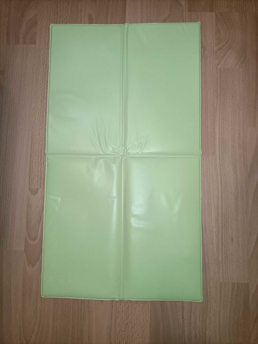 Mata turystyczna do przewijania 57cm x 32 cm