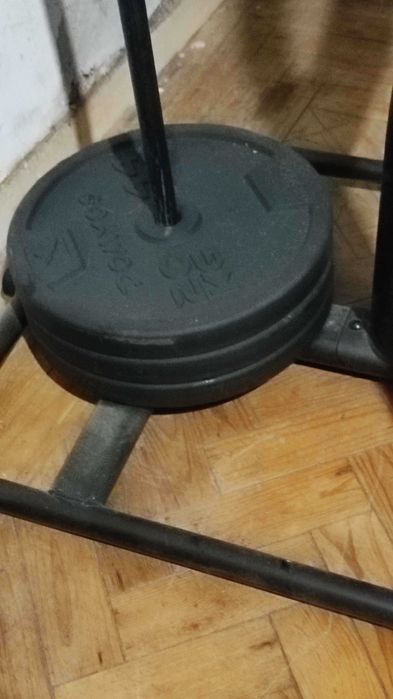Suporte Autoportante Com Saco De Boxe 40kg + 3 pesos de 20kg