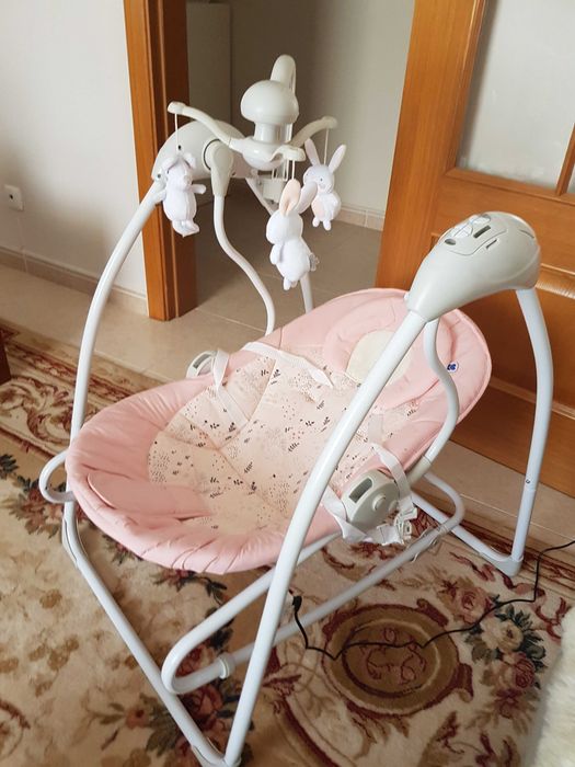 Espriguiçadeira com baloiço Mia Stella Kikkaboo,como novo!