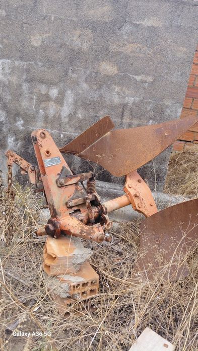 Trator Kubota L2550 4x4