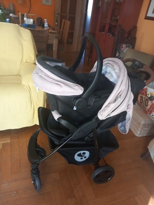 Carrinho de bebé