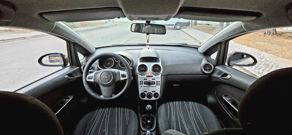 Opel Corsa — fotografia 8