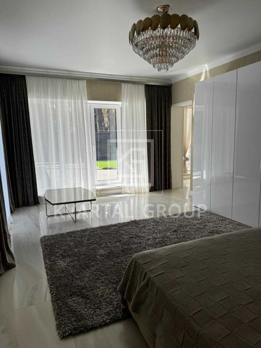 Продаж двоповерхового будинку в елітному районі лісової Бучі, 10 сот.