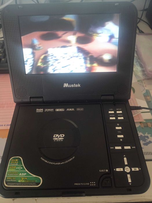 Leitor de DVD portatil