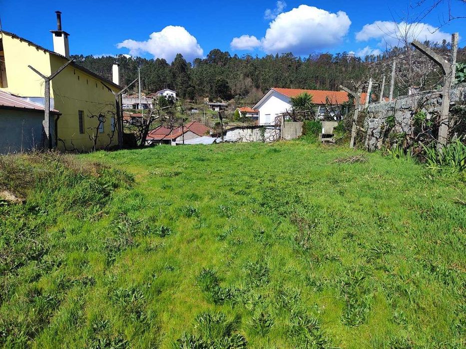 Venda de terreno c/ projeto incluído