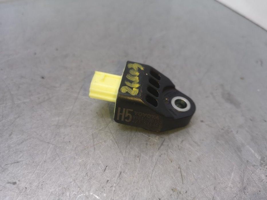 sensor de impacto toyota yaris XP13