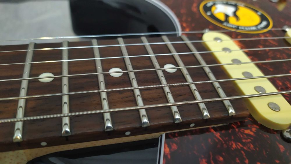 Gitara Sire Larry Carlton S3