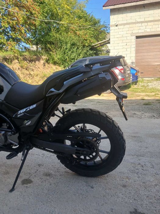 Продам мотоцикл tekken 300 в гарному стані 800км