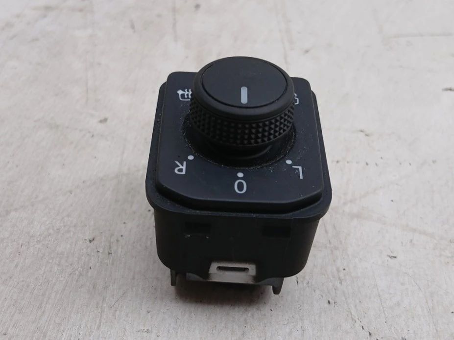 Comando de espelhos SKODA Kamiq (NW4)