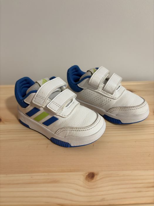 Sapatilha Adidas