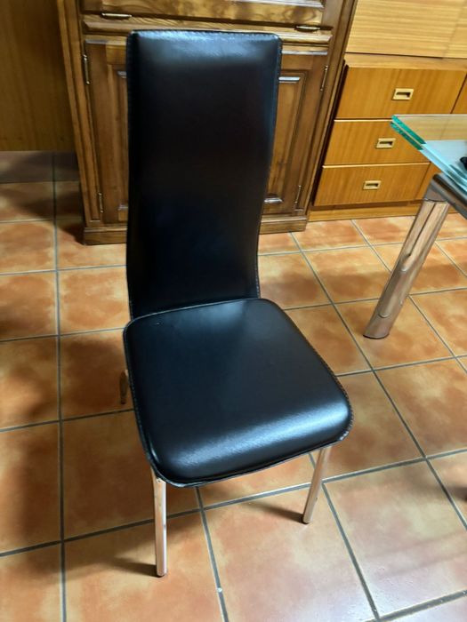 Mesa de vidro extensivel com 4 cadeiras