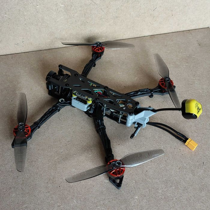 Dron FPV 4'' 3S długi lot| Gotowy do lotu