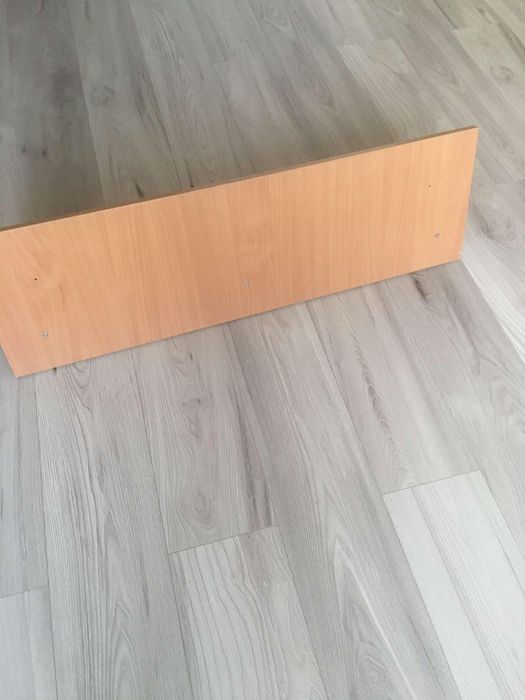 Drewniana półka do powieszenia